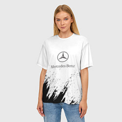 Футболка оверсайз женская Mercedes-Benz - White texture, цвет: 3D-принт — фото 2