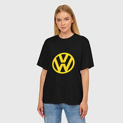 Футболка оверсайз женская Volkswagen logo yellow, цвет: 3D-принт — фото 2