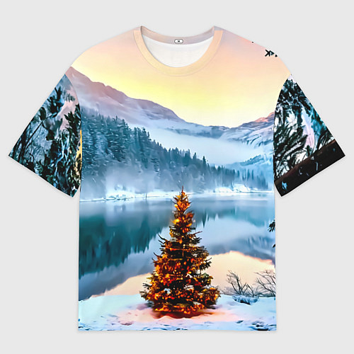 Женская футболка оверсайз Новогодняя елочка на берегу озера / 3D-принт – фото 1
