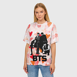 Футболка оверсайз женская BTS на фоне сердечек, цвет: 3D-принт — фото 2