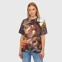 Футболка оверсайз женская Новогодний конь сыщик, цвет: 3D-принт — фото 2