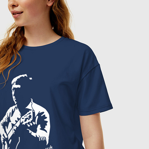 Женская футболка оверсайз Владимир Высоцкий / Тёмно-синий – фото 3