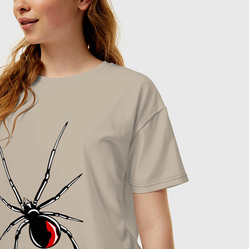 Женская футболка оверсайз Черная вдова / Миндальный – фото 3