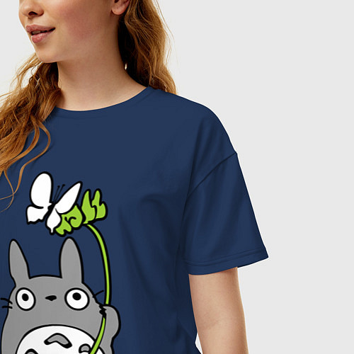 Женская футболка оверсайз Totoro и бабочка / Тёмно-синий – фото 3
