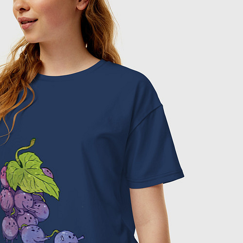 Женская футболка оверсайз Виноградинки / Тёмно-синий – фото 3