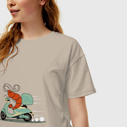 Футболка оверсайз женская Креветка на мопеде, цвет: миндальный — фото 2