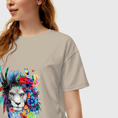 Женская футболка оверсайз Лев в цветах и перьях / Миндальный – фото 3