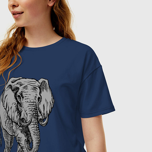 Женская футболка оверсайз Огромный могучий слон / Тёмно-синий – фото 3