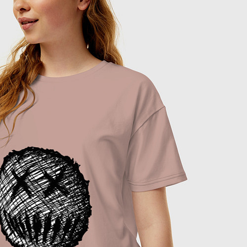 Женская футболка оверсайз Жуткая рожица пиксельная / Пыльно-розовый – фото 3