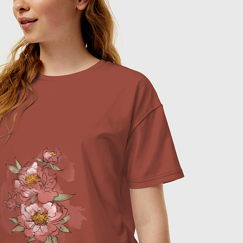Женская футболка оверсайз Нежные розовые цветы / Кирпичный – фото 3
