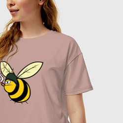 Футболка оверсайз женская Пчелка в каске с сигарой, цвет: пыльно-розовый — фото 2