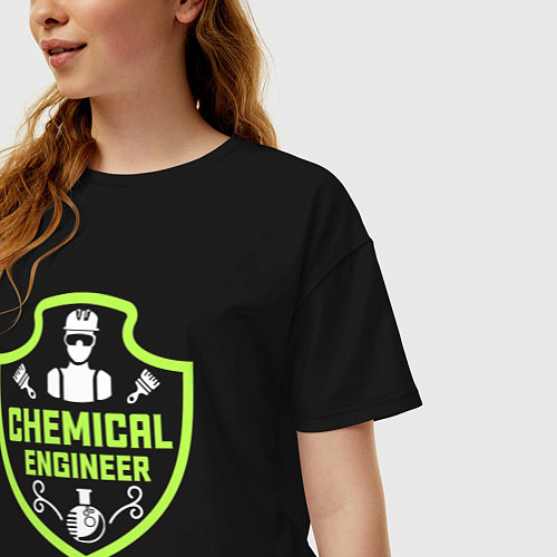 Женская футболка оверсайз Инженер-химик / Черный – фото 3