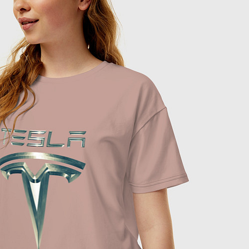 Женская футболка оверсайз Tesla Logo Тесла Логотип Карбон / Пыльно-розовый – фото 3
