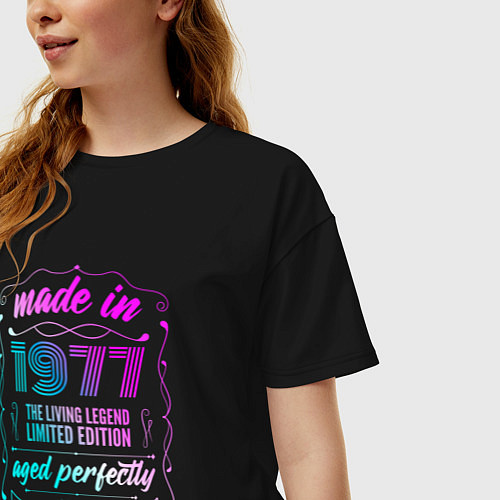 Женская футболка оверсайз Made in 1977 / Черный – фото 3
