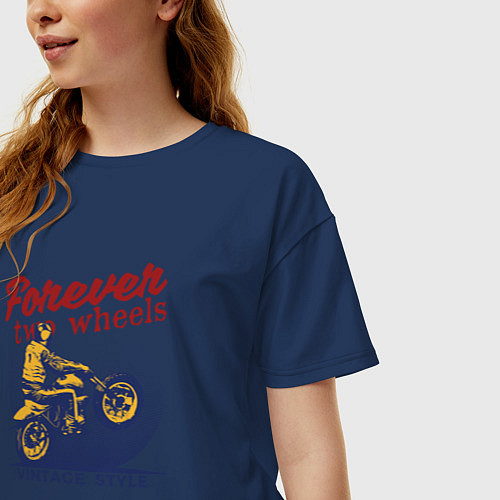 Женская футболка оверсайз Винтажный стиль мотоциклист / Тёмно-синий – фото 3
