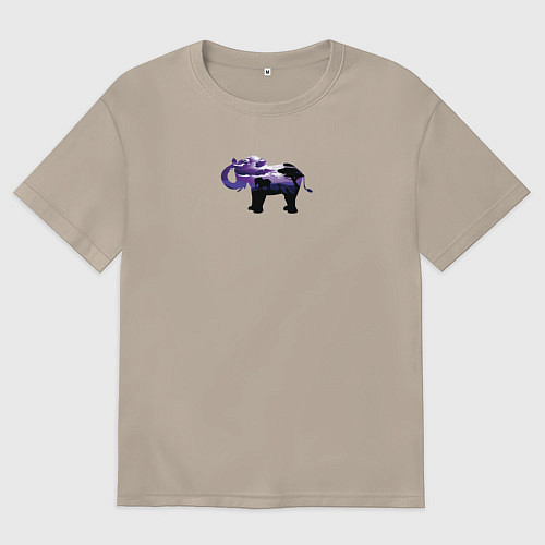 Женская футболка оверсайз Силуэт слона и фиолетовый пейзаж / Миндальный – фото 1