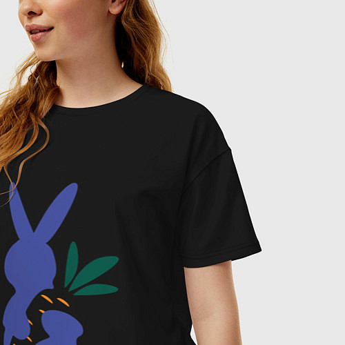 Женская футболка оверсайз Синий кролик / Черный – фото 3
