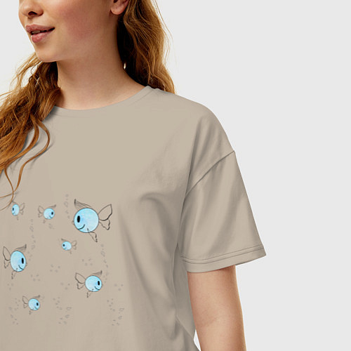 Женская футболка оверсайз Весёлые рыбки / Миндальный – фото 3