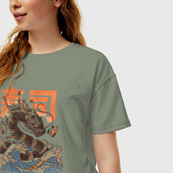 Футболка оверсайз женская Суши дракон Канагавы, цвет: авокадо — фото 2