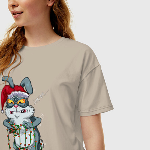 Женская футболка оверсайз Недовольный кролик / Миндальный – фото 3