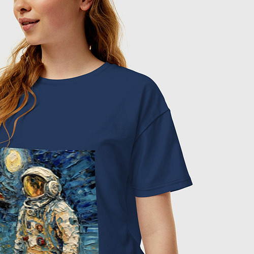 Женская футболка оверсайз Космонавт на луне в стиле Ван Гог / Тёмно-синий – фото 3