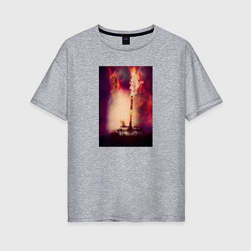 Женская футболка оверсайз Танк в пламени на поле боя / Меланж – фото 1
