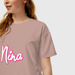 Футболка оверсайз женская Нина в стиле барби - объемный шрифт, цвет: пыльно-розовый — фото 2