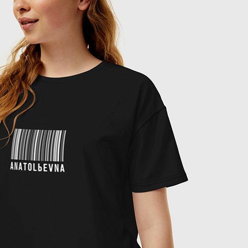 Женская футболка оверсайз Анатольевна штрих код / Черный – фото 3