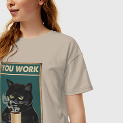 Футболка оверсайз женская Суровый кот начальник, цвет: миндальный — фото 2