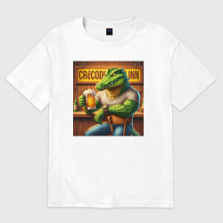 Женская футболка оверсайз Крутой крокодил в пивном баре