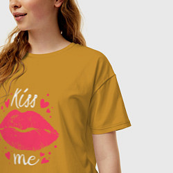 Футболка оверсайз женская Kiss me, цвет: горчичный — фото 2