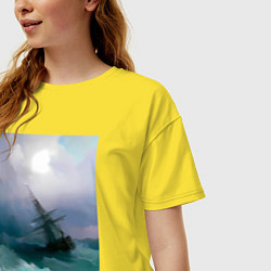 Футболка оверсайз женская Корабль среди бурного моря, цвет: желтый — фото 2