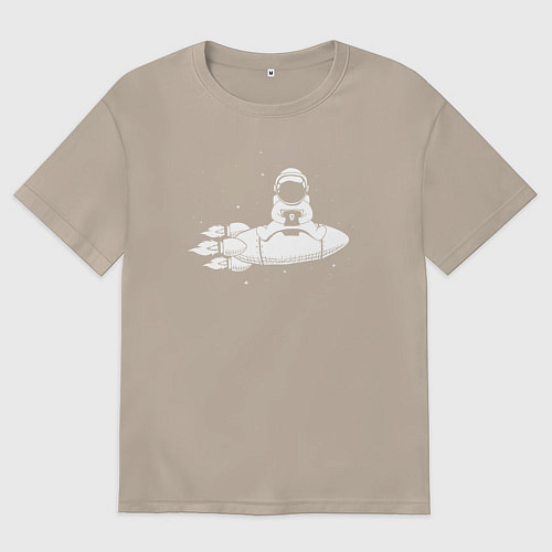 Женская футболка оверсайз Космонавт сидит на ракете / Миндальный – фото 1