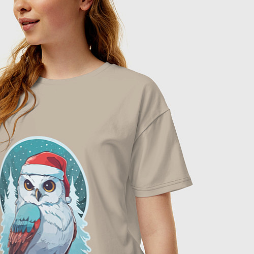 Женская футболка оверсайз Полярная сова на фоне зимнего леса / Миндальный – фото 3