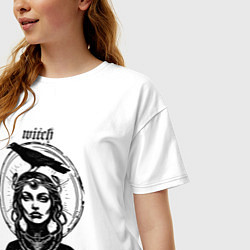 Футболка оверсайз женская Ведьма не стареет с вороном, цвет: белый — фото 2