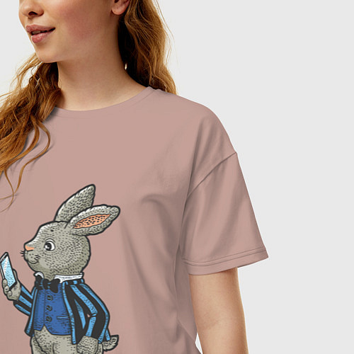 Женская футболка оверсайз Деловой зайчик / Пыльно-розовый – фото 3