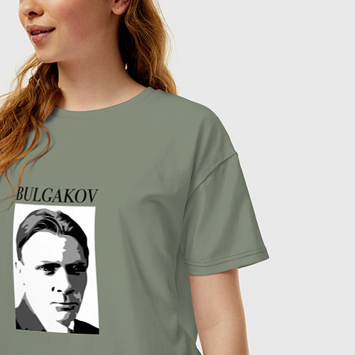 Женская футболка оверсайз Михаил Булгаков портрет в черно-белом / Авокадо – фото 3