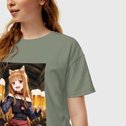 Футболка оверсайз женская Волчица Холо с кружками пива, цвет: авокадо — фото 2