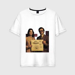 Футболка оверсайз женская Мужчина и девушка с чертежом НЛО ретрофутуризм поп, цвет: белый