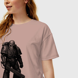 Футболка оверсайз женская Ктулху космодесантник, цвет: пыльно-розовый — фото 2