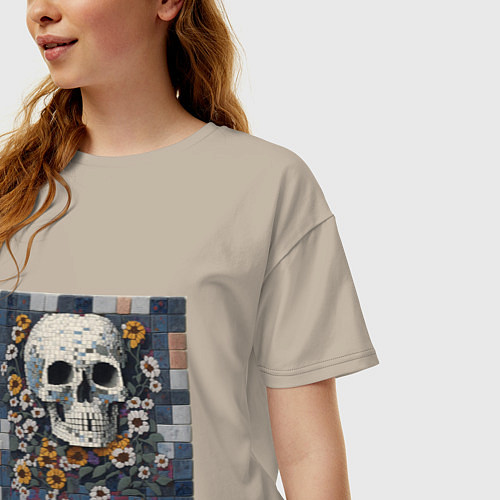 Женская футболка оверсайз Череп в цветах мозаика / Миндальный – фото 3