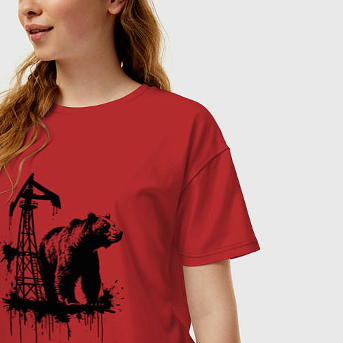 Женская футболка оверсайз Медведь и нефть / Красный – фото 3