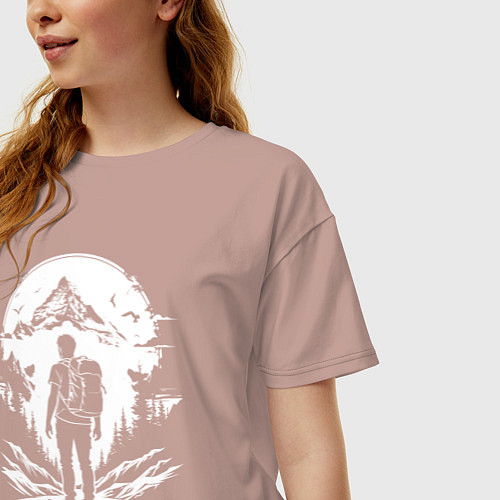 Женская футболка оверсайз Трекинг в горах / Пыльно-розовый – фото 3