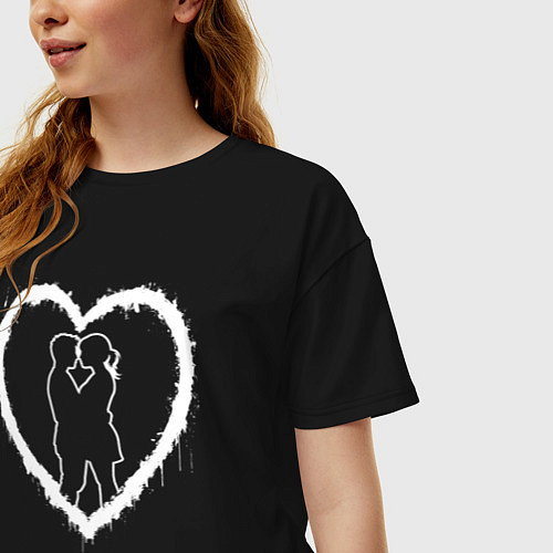 Женская футболка оверсайз Сердце с поцелуем / Черный – фото 3