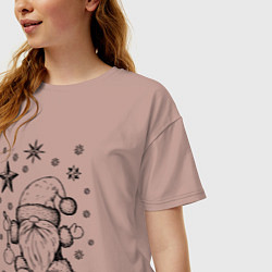 Футболка оверсайз женская Новый год - гном, цвет: пыльно-розовый — фото 2