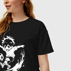 Футболка оверсайз женская Юный аниме футболист в атаке, цвет: черный — фото 2