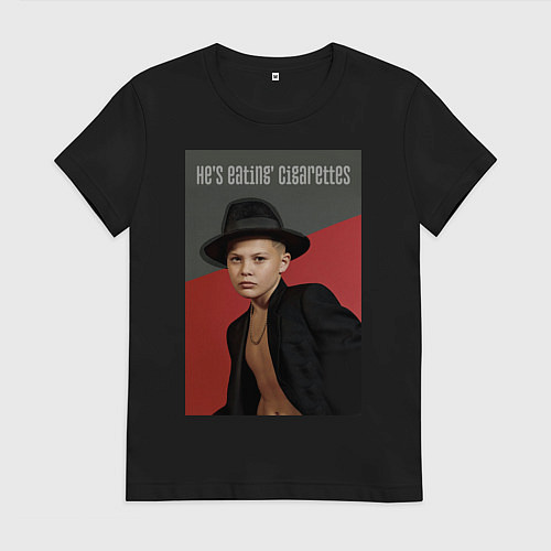 Женская футболка Hes eating cigarettes / Черный – фото 1