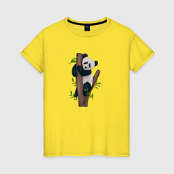 Футболка хлопковая женская Панда висит на дереве, цвет: желтый
