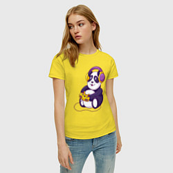 Футболка хлопковая женская Панда в наушниках с геймпадом, цвет: желтый — фото 2