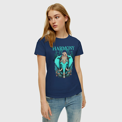 Женская футболка Слон и гармония / Тёмно-синий – фото 3